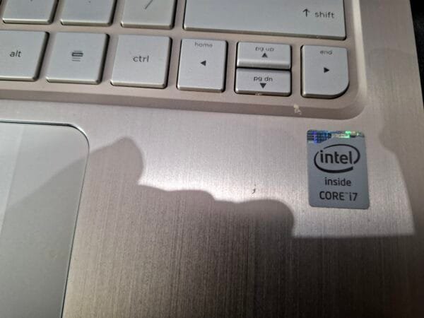 HP SPECTRE HP SPECTRE